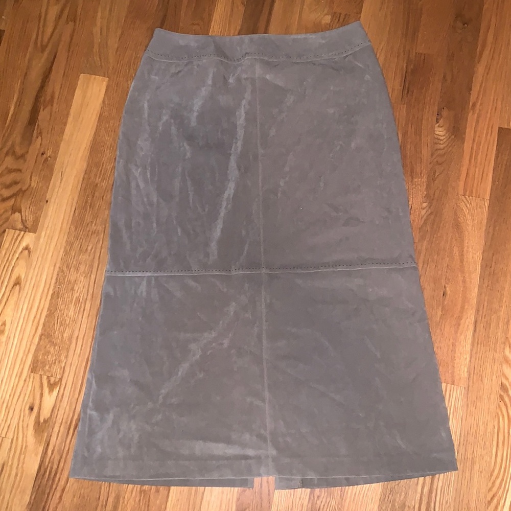 Gorgeous green midi skirt